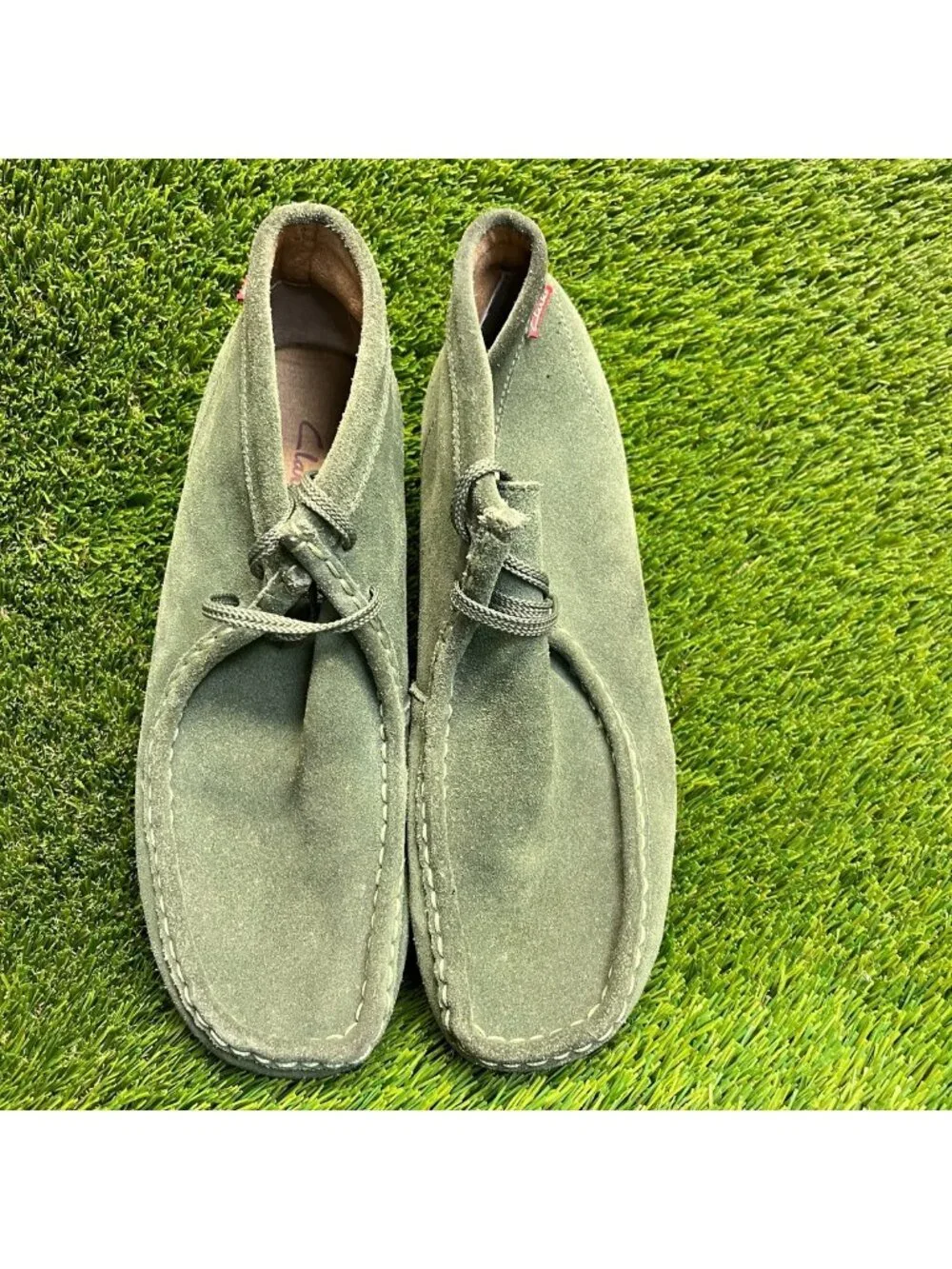 Clarks Wallabee Mens Size 10.5 Green Black Classic Outdoor Suede Chukka Boots